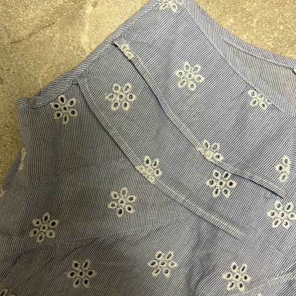 H&M Floral Blouse - Picture 2 of 3